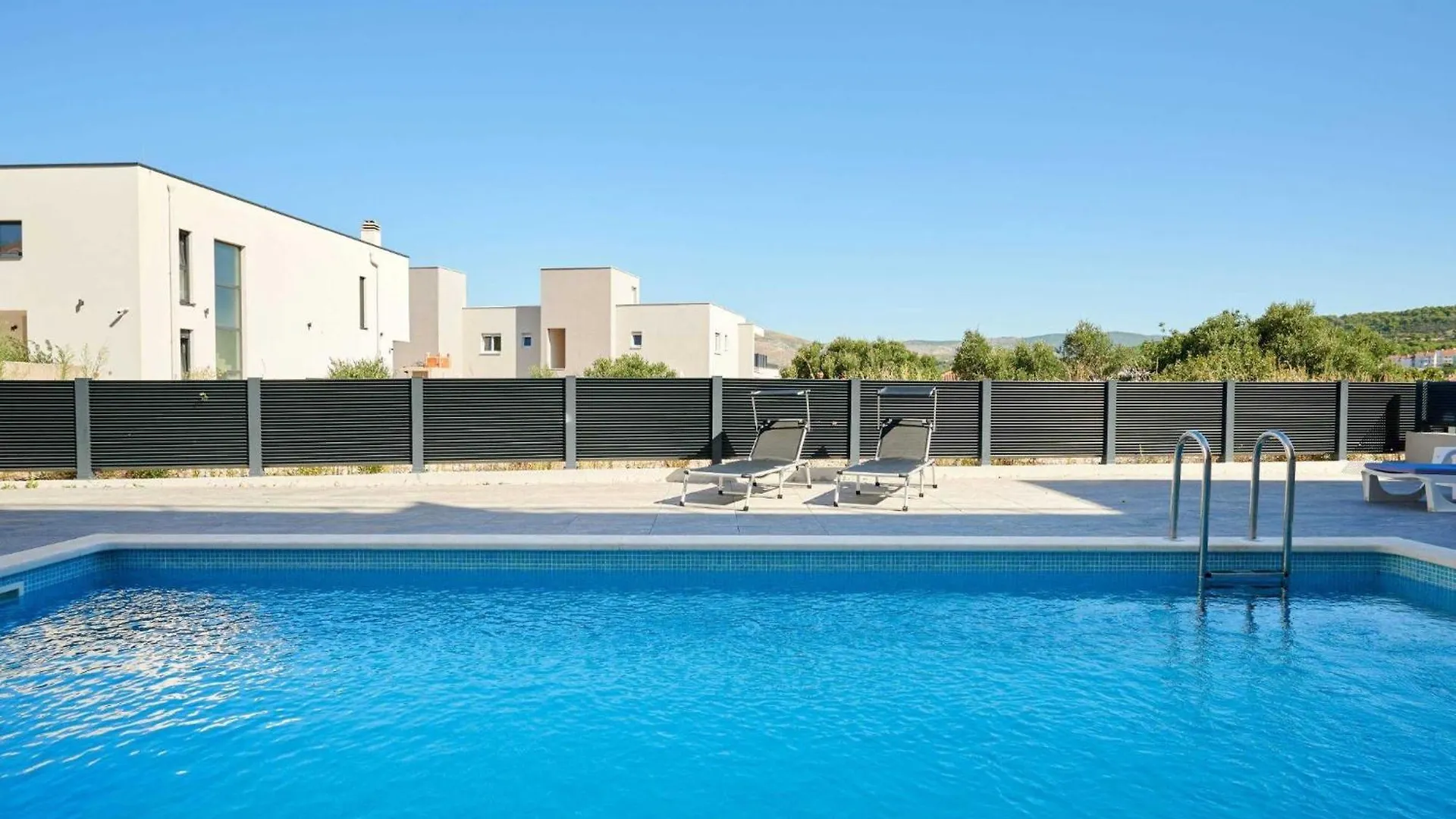 Exclusive Okrug Gornji Apartment With Shared Pool Trogir Croatia